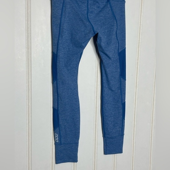 Lorna Jane Cropped Blue Leggings 400 - Picture 6 of 9